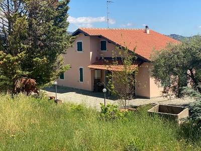 Trilocale in Vendita a Imperia, 159'000€, 65 m²