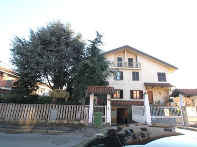 Villa in vendita a Trofarello