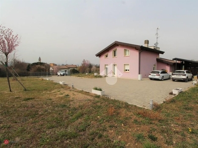 Villa in Vendita in Via Case Bianche a Neviano degli Arduini