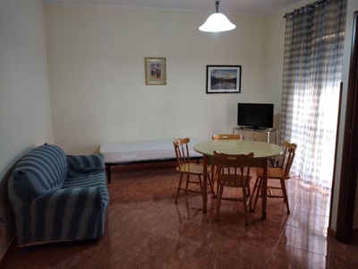 Appartamento in in affitto da privato a Crucoli via Ugo Foscolo, 18