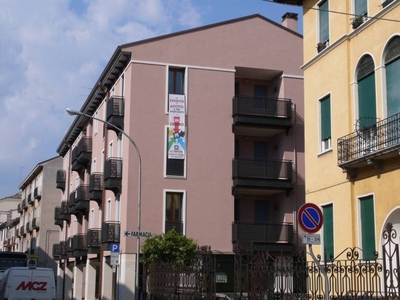 Garage in vendita a Conegliano via Felice Cavallotti, 16