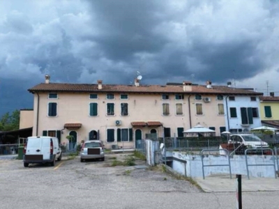 Garage in vendita a Valeggio sul Mincio località Cominelli