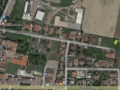 Terreno Residenziale in vendita a Cento via Bagni, 27
