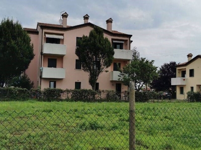 Terreno Residenziale in vendita a Pozzoleone via Vittorio Emanuele