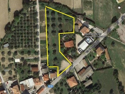 Terreno Residenziale in vendita a Roseto degli Abruzzi via Ciro Romualdi, 108