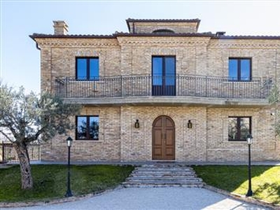 Villa in vendita a Cepagatti Semicentro
