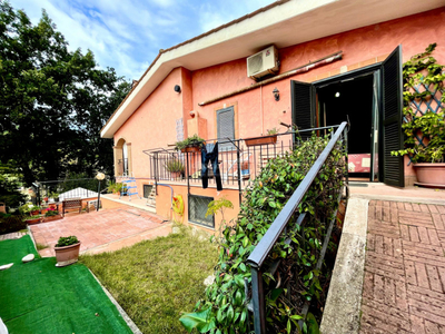 villa in vendita a Fiumicino