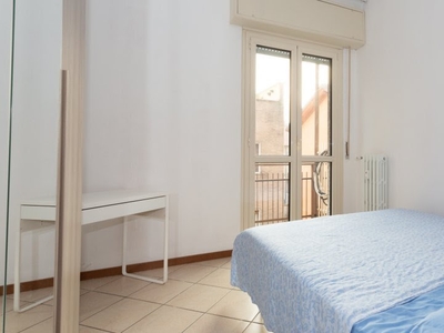 Affittasi stanza in appartamento con 4 camere a Sesto San Giovanni