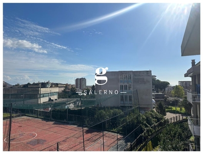 Appartamento di 120 mq in vendita - Salerno