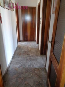 Appartamento in Borgo peranzoni, Macerata, 5 locali, 1 bagno, 100 m²