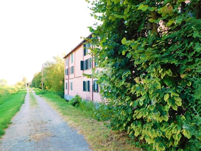 Appartamento in vendita a Certosa Di Pavia