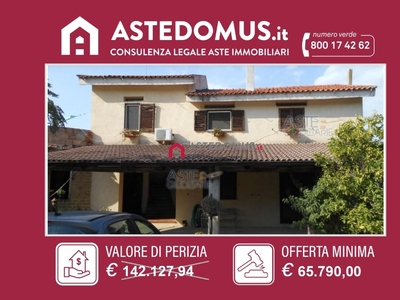 Appartamento in Via Ioncole, Rutino, 10 locali, 2 bagni, 195 m²