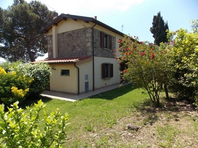 Casa indipendente con giardino, Rosignano Marittimo serragrande