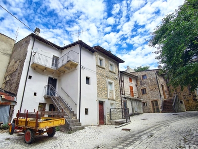 Casa indipendente in vendita a Sant'Eufemia A Maiella
