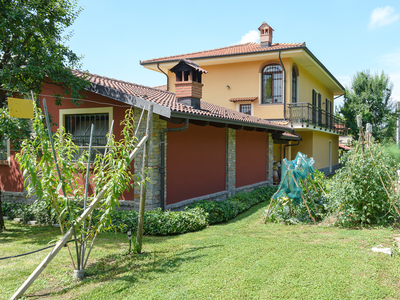 Casa indipendente in Via Torino - Dogliani