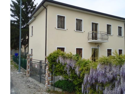 Casa indipendente in vendita a Concordia Sagittaria, Frazione Sindacale