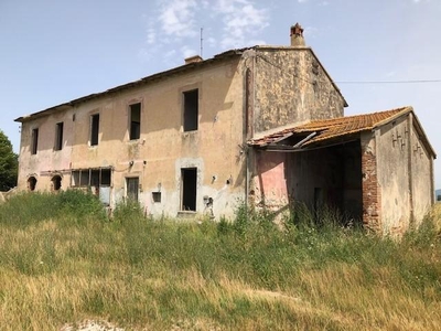 Casale in vendita a Cascina