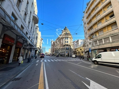 negozio in affitto a Milano