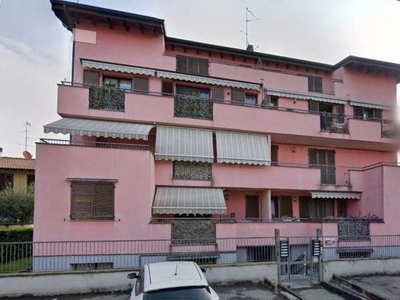 Porzione di casa in Via De Amicis 1/A, Cerro Maggiore, 1 locale, 85 m²