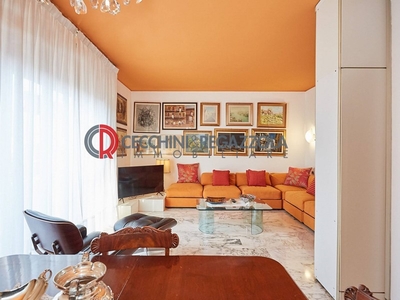 Quadrilocale in Affitto a Milano, zona S. Siro, 2'300€, 151 m²