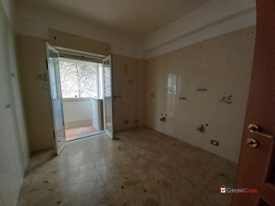 Quadrilocale in Via vico primo, Messina, 1 bagno, posto auto, 95 m²