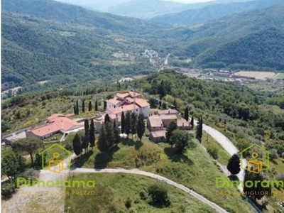 Strada Vicinale di Frascole al Poggio snc 100 vani 4594mq