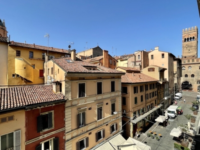 Trilocale da ristrutturare in via degli artieri 2, Bologna