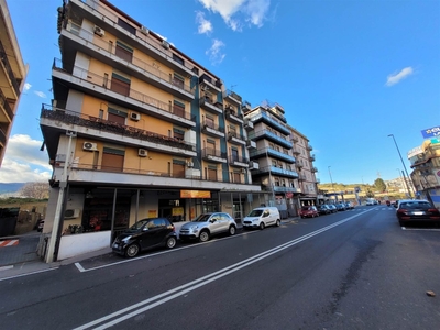 Trilocale in Via Adolfo Celi 50, Messina, 1 bagno, 104 m², 2° piano