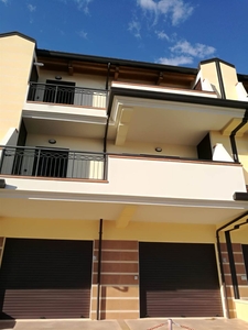 Villa a schiera in Via Bernardino Telesio 30 in zona Laganosa a Satriano
