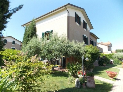 Villa Bifamiliare con giardino, Rosignano Marittimo rosignano solvay