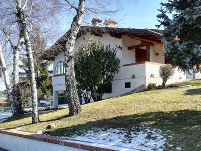 Villa unifamiliare in vendita a Gazzola