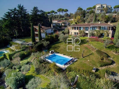 Villa unifamiliare in vendita a Padenghe Sul Garda