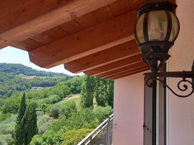 Casa indipendente con giardino a Monteviale