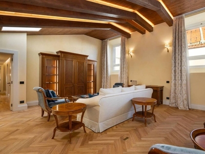Prestigioso appartamento in vendita Piazza del Duomo, Firenze, Toscana