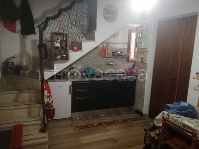 Appartamento in in vendita da privato a Guarcino borgo Santa Lucia, 61