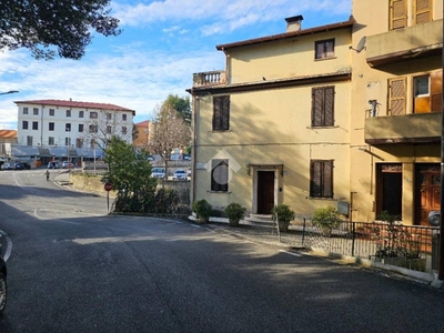Appartamento in vendita a Fiuggi via Colonna, 3