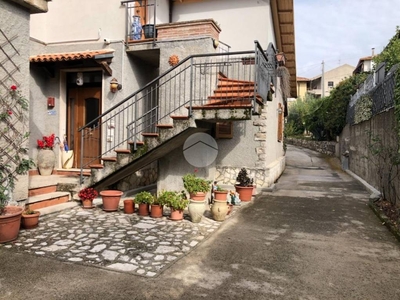 Appartamento in vendita a Fiuggi via Villa Comunale, 47