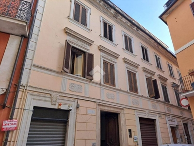 Appartamento in vendita a Frosinone via del plebiscito, 1