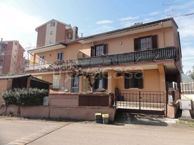 Appartamento in vendita a Frosinone via Vado del Tufo, 15