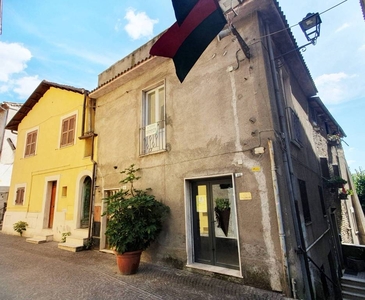 Appartamento in vendita a Paliano via Cavour, 62