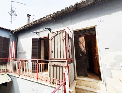Appartamento in vendita a Paliano via Scala del Forte, 8