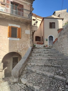 Appartamento in vendita a Roccasecca via Castelvecchio