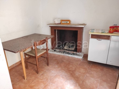 Appartamento in vendita a Sgurgola via di San Giovanni, 32
