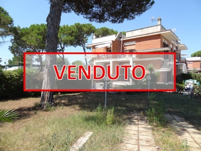 Appartamento in vendita a Terracina via San Felice Circeo