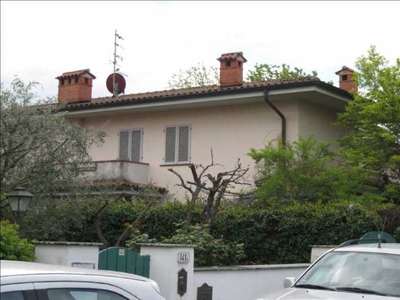 Appartamento in Vendita ad Lucca - 140220 Euro
