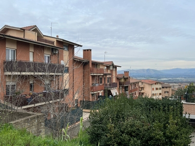 Appartamento in Via di Valle Perugina - Fiano Romano