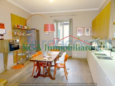 Appartamento Quadrilocale in ottime condizioni, in affitto in Via Tasso, Bergamo