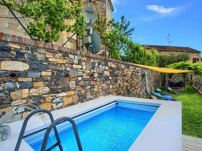 Casa Borgo: relax mini piscina privata e giardino