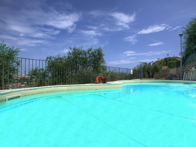 Casa con piscina, vista mare, patio privato, A/C, posto auto e wi-fi