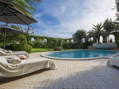 Casa in vendita in Forte dei Marmi, Italia